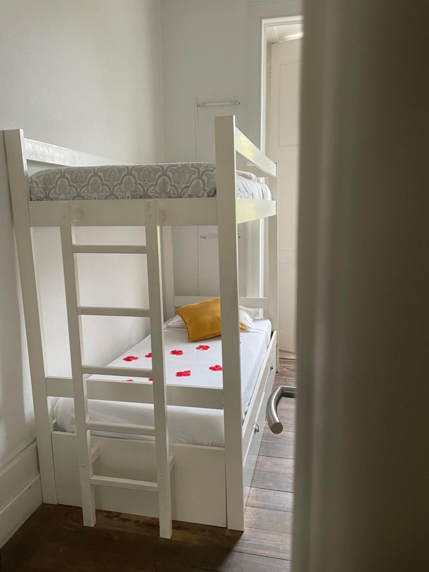 Ww Hostel & Suites Coïmbre Extérieur photo