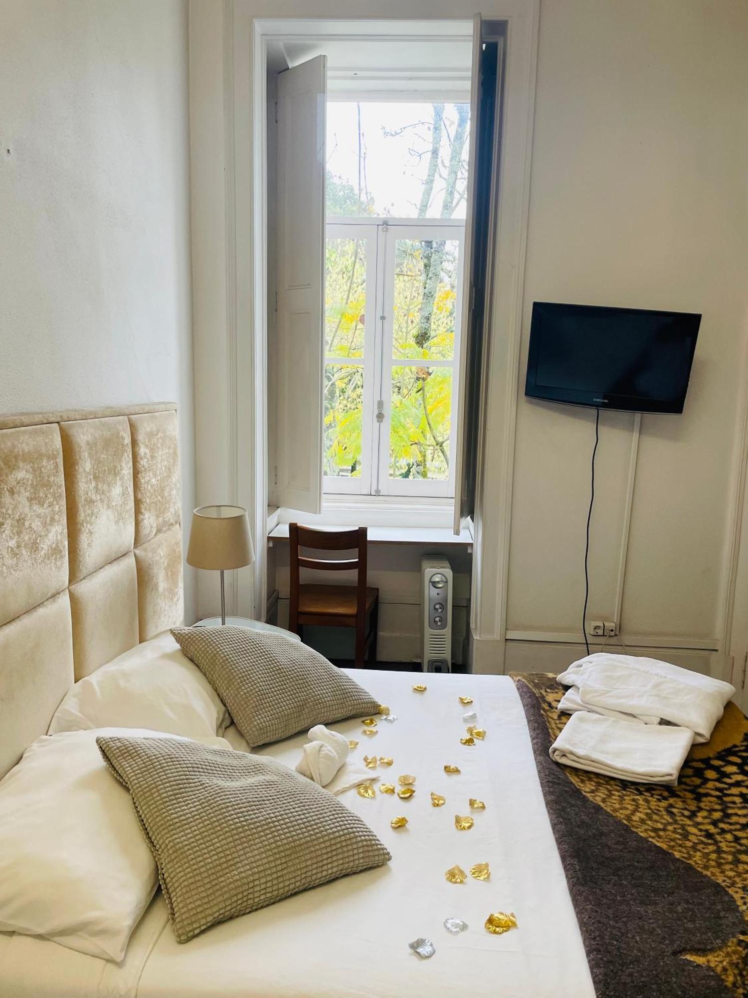 Ww Hostel & Suites Coïmbre Extérieur photo