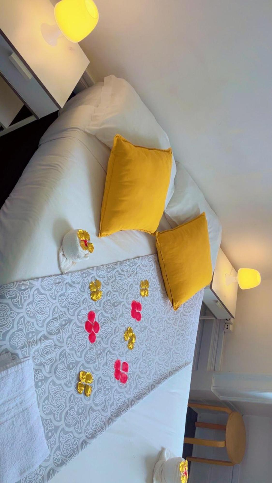Ww Hostel & Suites Coïmbre Extérieur photo