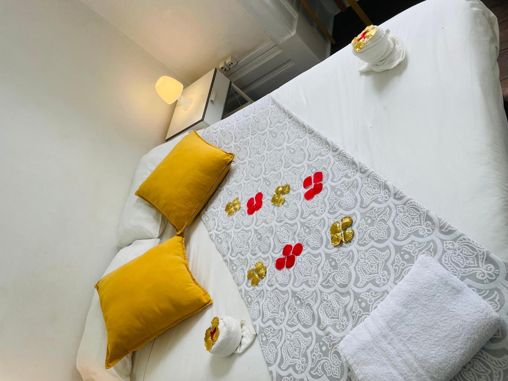 Ww Hostel & Suites Coïmbre Extérieur photo